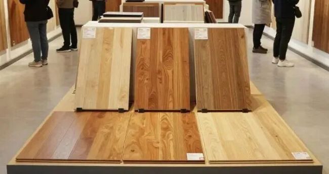 “地板大王”利润下滑九成