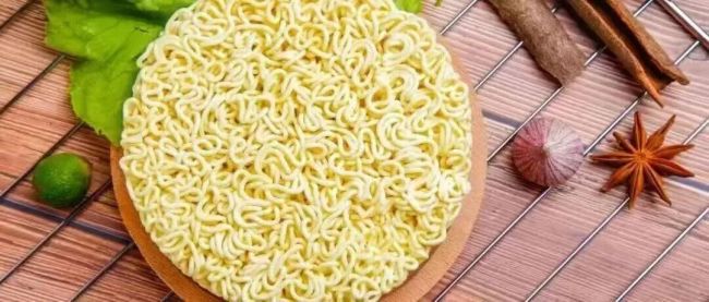 方便面巨头业绩出炉：康师傅284亿、统一105亿，盈利全线飘红