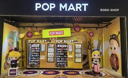 日本民众高喊高市政权下台 抗议修宪企图