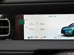 老人连续六年手绘信封迎英烈回国 画笔寄思情