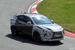 雷克萨斯 NX 中期改款来了！最新谍照揭秘外观巨变，网友：终于懂设计了