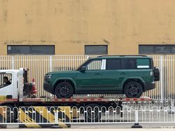 22 万起？方程豹钛 7 EV 闪充版实车曝光！2026 北京车展探馆，性价比炸裂