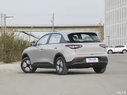 突发！印尼南部5.0级地震，震源深度仅10公里，震感强烈，暂无人员伤亡，情况更新中