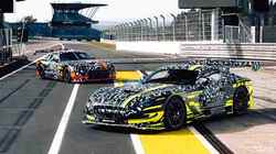 全新梅赛德斯-AMG GT3赛车及公路车官方谍照发布 搭载V8发动机