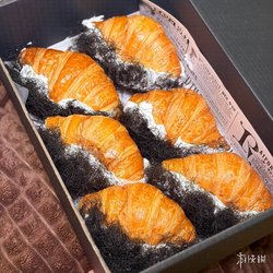 名字令人窒息！泰国“阴毛牛角包”爆火，食客排队打卡，这奇葩食物究竟多离谱引爆热议