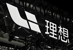 理想汽车陷三重压力局，李想难逃“食言”危机
