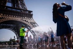 欧洲气温飙升 45℃！中国空调被抢疯，安装要等两个月，中国制造凭什么征服世界高温