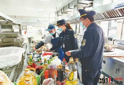 宁波市北仑区市场监管局开展学校食堂后厨检查