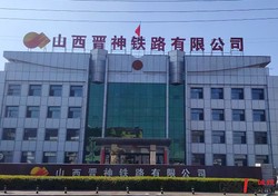 21岁女员工酒后身亡，公司称为“下班后自行外出”，家属获赔后“私了”