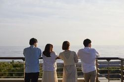 4个00后，估值4000亿